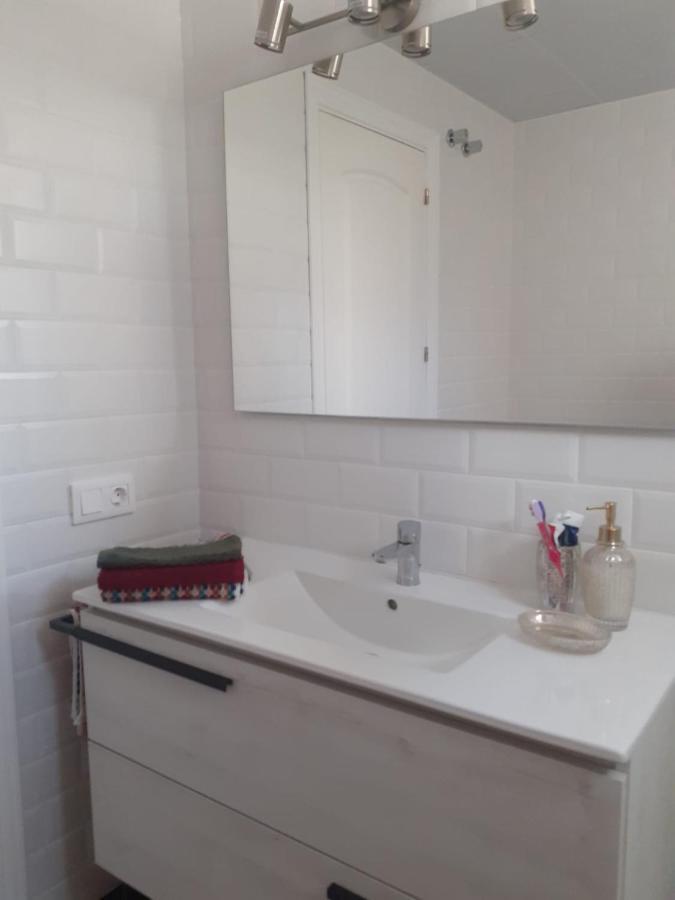 Small Oasis - Appartement 6 Personnes Manilva Luaran gambar