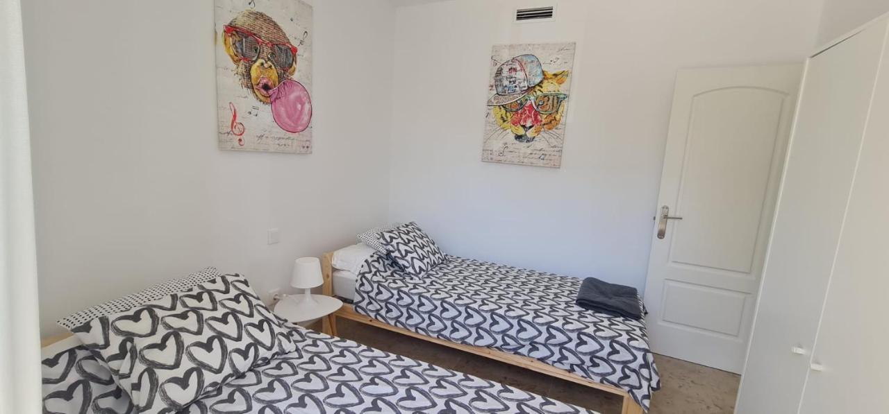 Small Oasis - Appartement 6 Personnes Manilva Luaran gambar